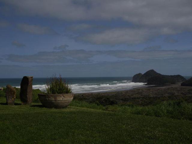Bethells Beach Cottages Екстериор снимка