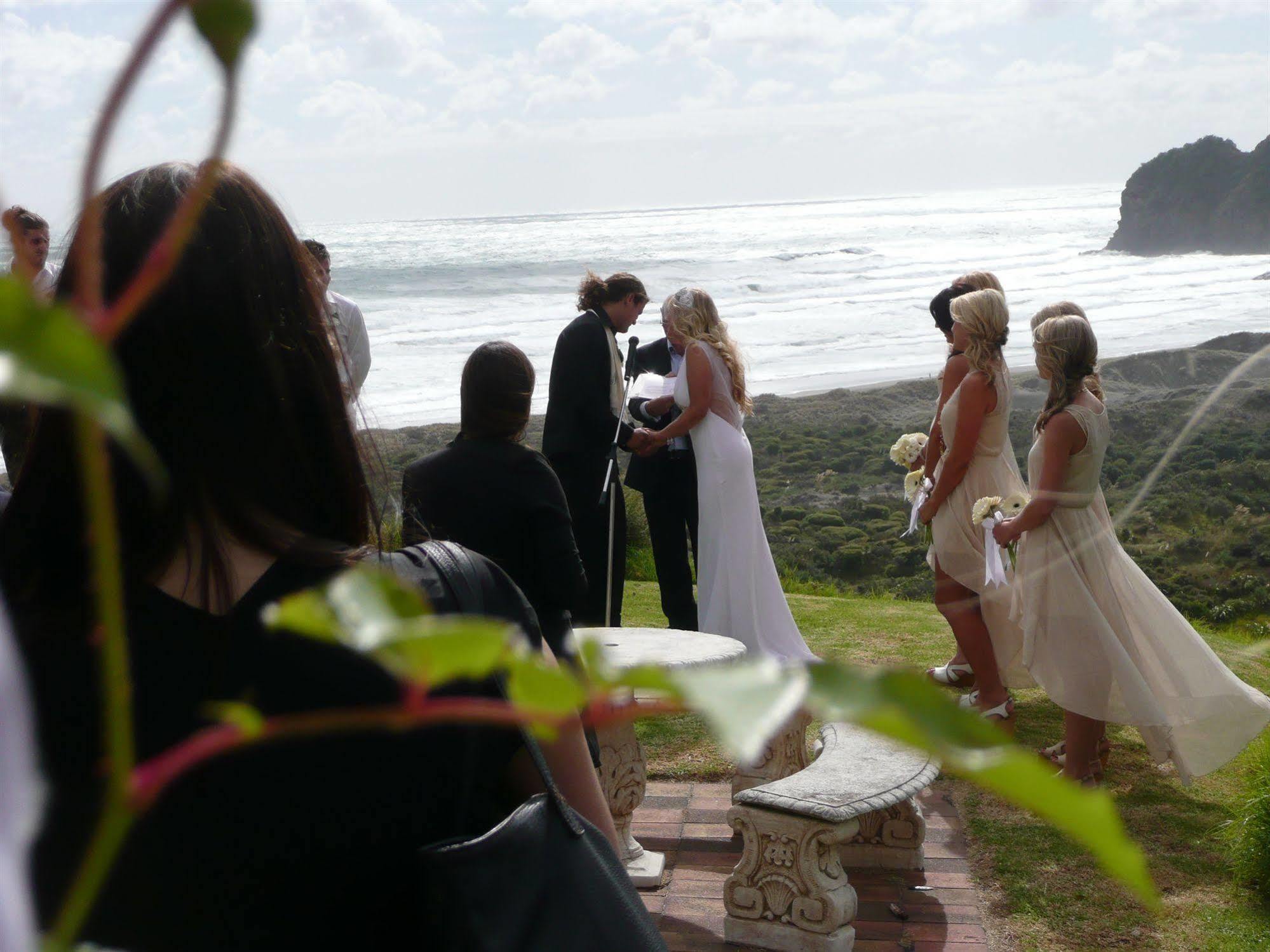Bethells Beach Cottages Екстериор снимка
