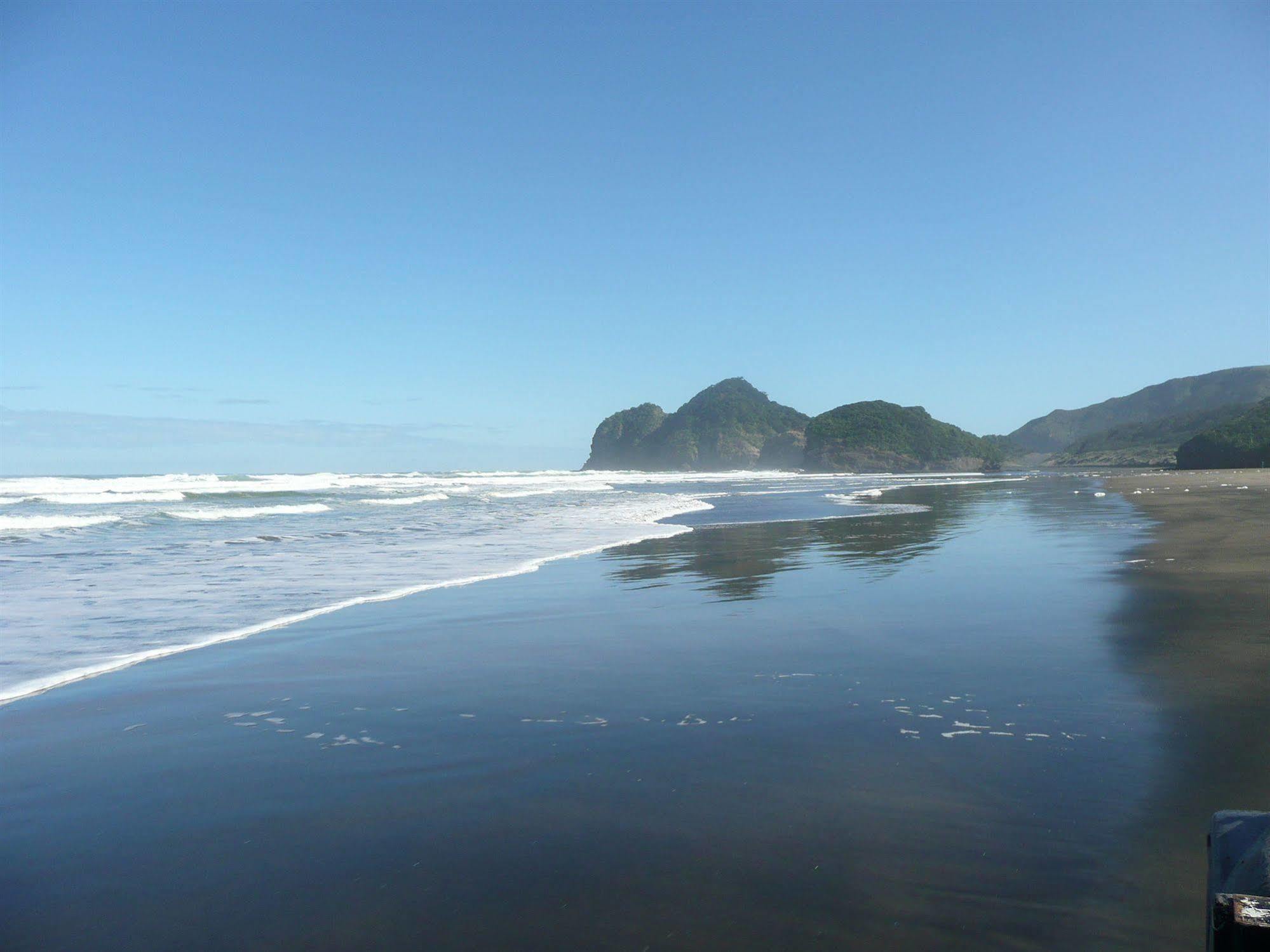 Bethells Beach Cottages Екстериор снимка