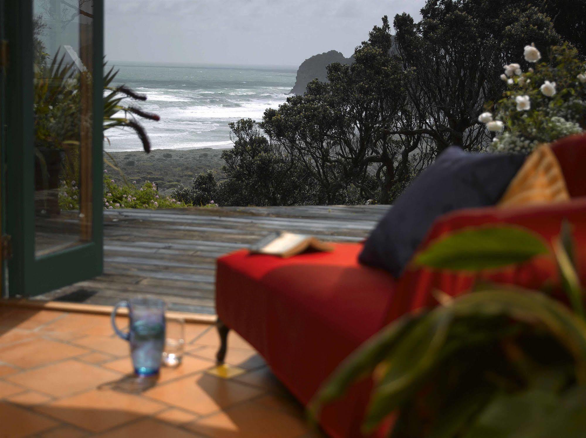 Bethells Beach Cottages Екстериор снимка