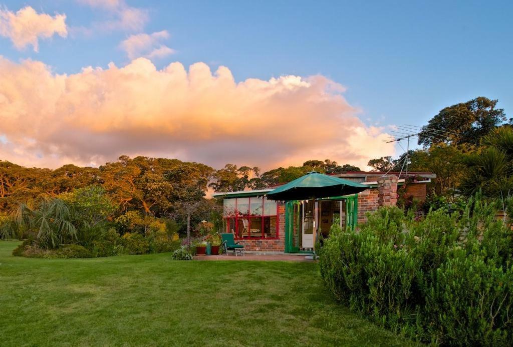 Bethells Beach Cottages Екстериор снимка